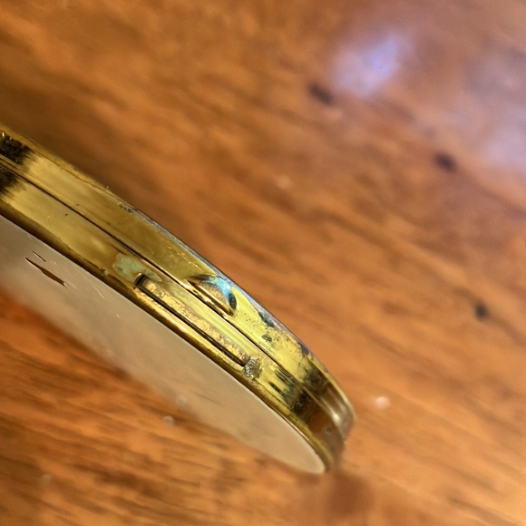 Beautiful antique compact from Art Deco era, made in USA by Elgin American! - Picture 15 of 16